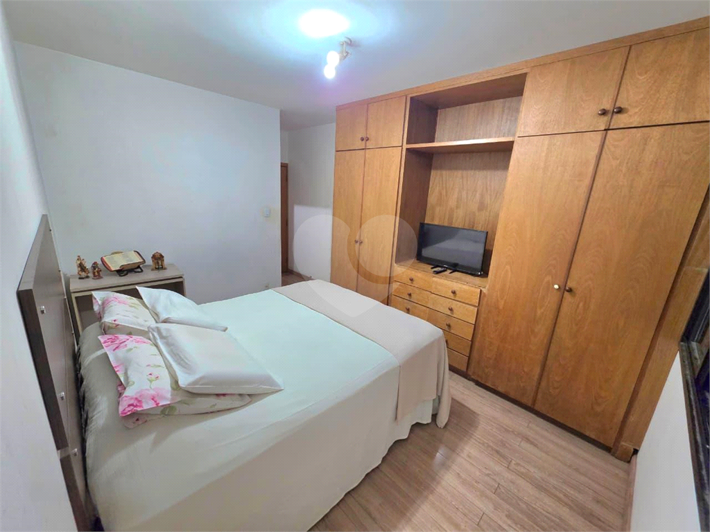 Casa com 4 quartos edícula quintal 