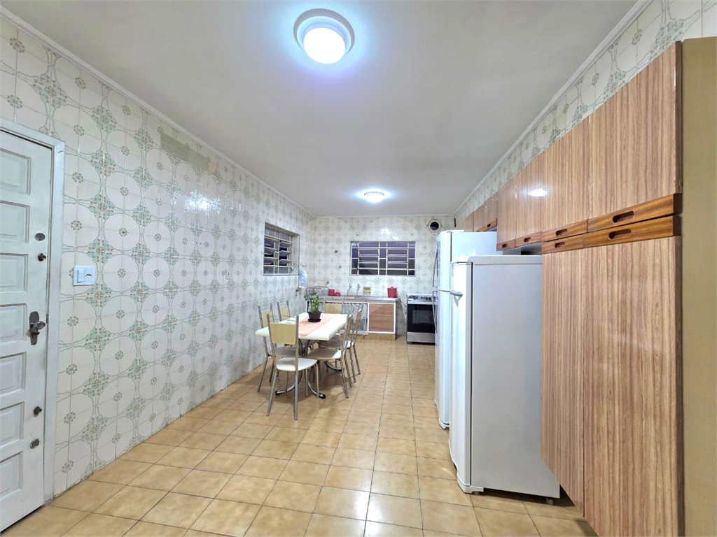 Casa com 4 quartos edícula quintal 