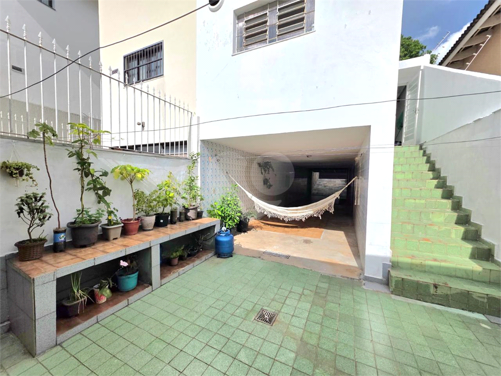 Casa com 4 quartos edícula quintal 