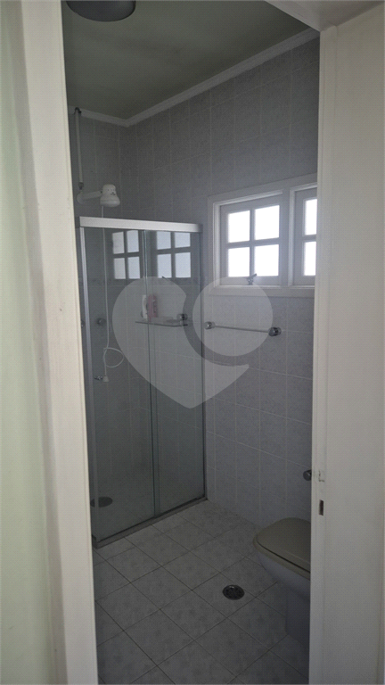 VENDA - Casa térrea Sensacional  Condomínio em Santana – 4 Quartos (3 suítes) – 6 Vagas  (3cobertas e 3 descobertas)
