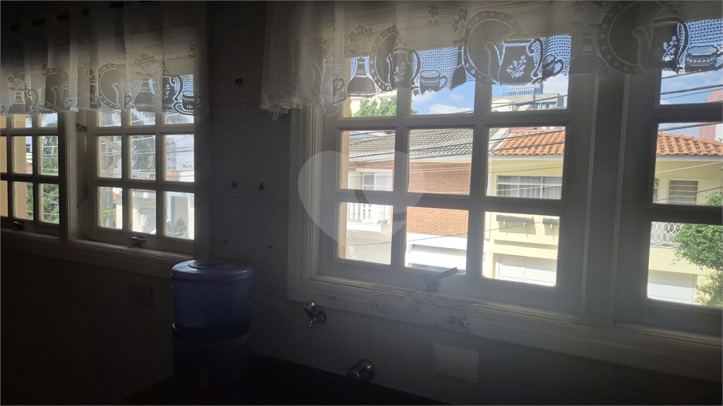 VENDA - Casa térrea Sensacional  Condomínio em Santana – 4 Quartos (3 suítes) – 6 Vagas  (3cobertas e 3 descobertas)
