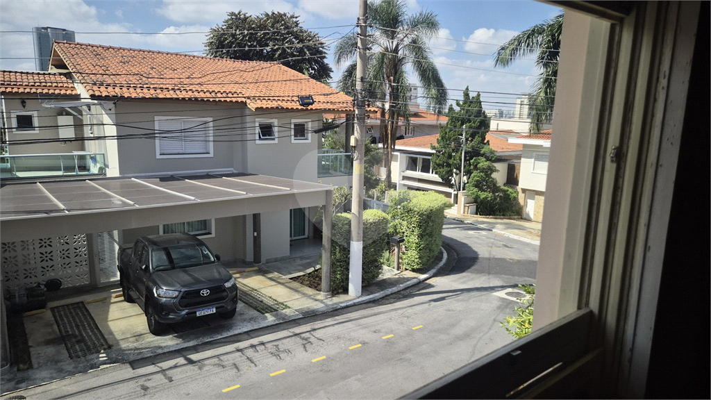 VENDA - Casa térrea Sensacional  Condomínio em Santana – 4 Quartos (3 suítes) – 6 Vagas  (3cobertas e 3 descobertas)
