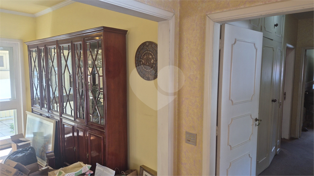 VENDA - Casa térrea Sensacional  Condomínio em Santana – 4 Quartos (3 suítes) – 6 Vagas  (3cobertas e 3 descobertas)
