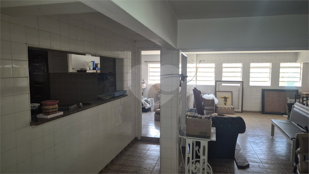 VENDA - Casa térrea Sensacional  Condomínio em Santana – 4 Quartos (3 suítes) – 6 Vagas  (3cobertas e 3 descobertas)
