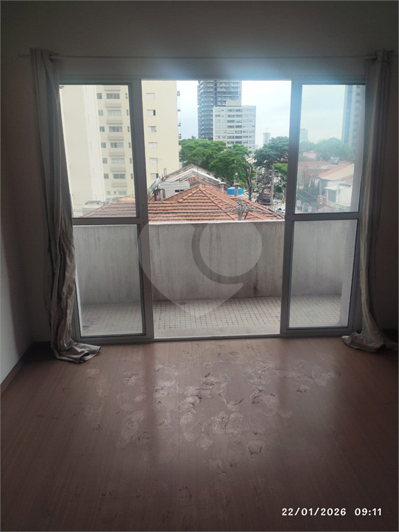 Apartamento de 02 Quartos no Centro de Pinheiros!
