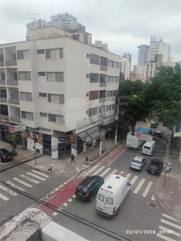 Apartamento de 02 Quartos no Centro de Pinheiros!