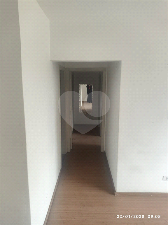 Apartamento de 02 Quartos no Centro de Pinheiros!