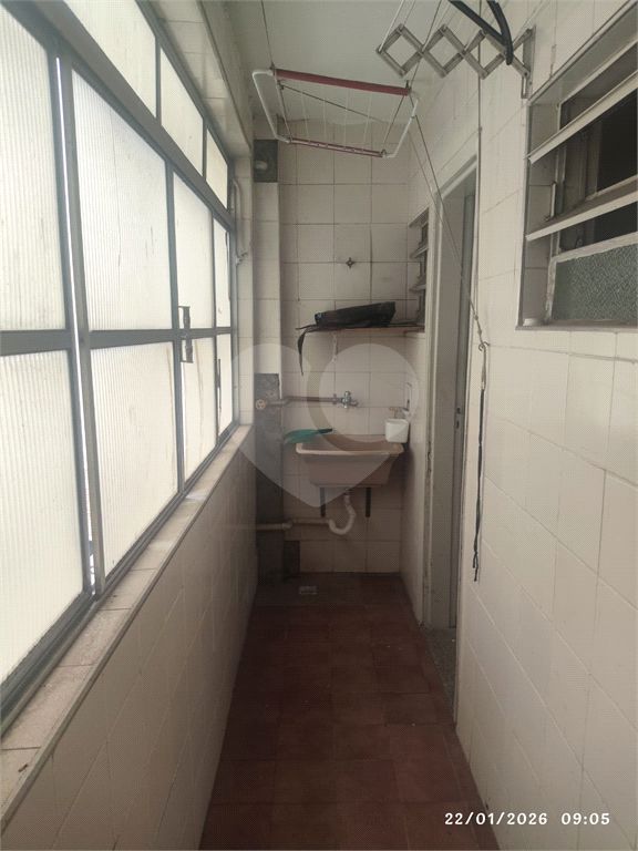 Apartamento de 02 Quartos no Centro de Pinheiros!