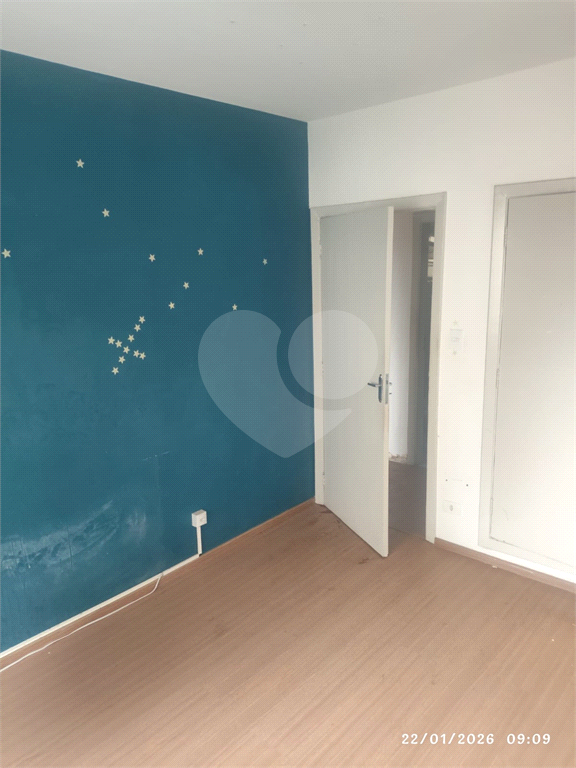 Apartamento de 02 Quartos no Centro de Pinheiros!