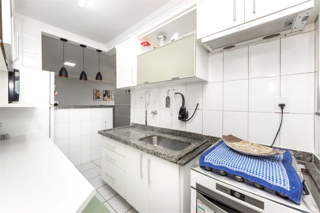 APTO 2 DORMS VILA GUMERCINDO