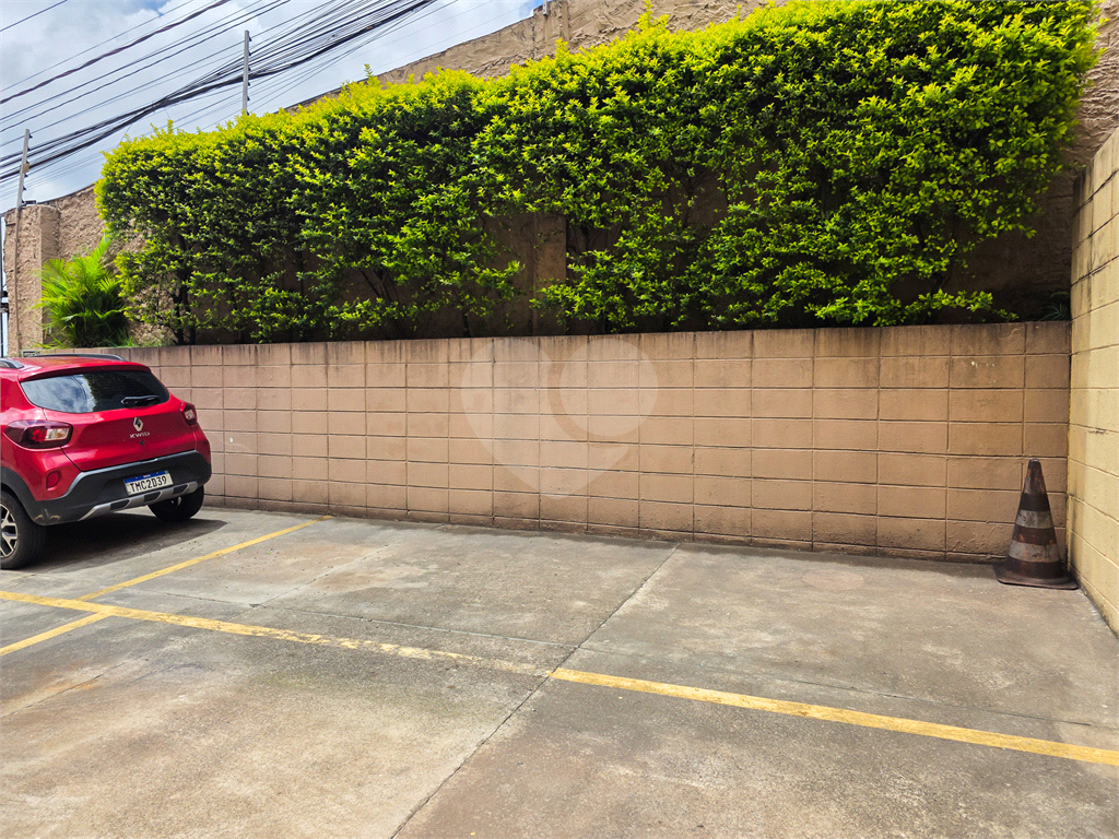 Apartamento - Guaianazes - 3 Quartos / Dormitórios - 1 Vaga - Venda / Compra