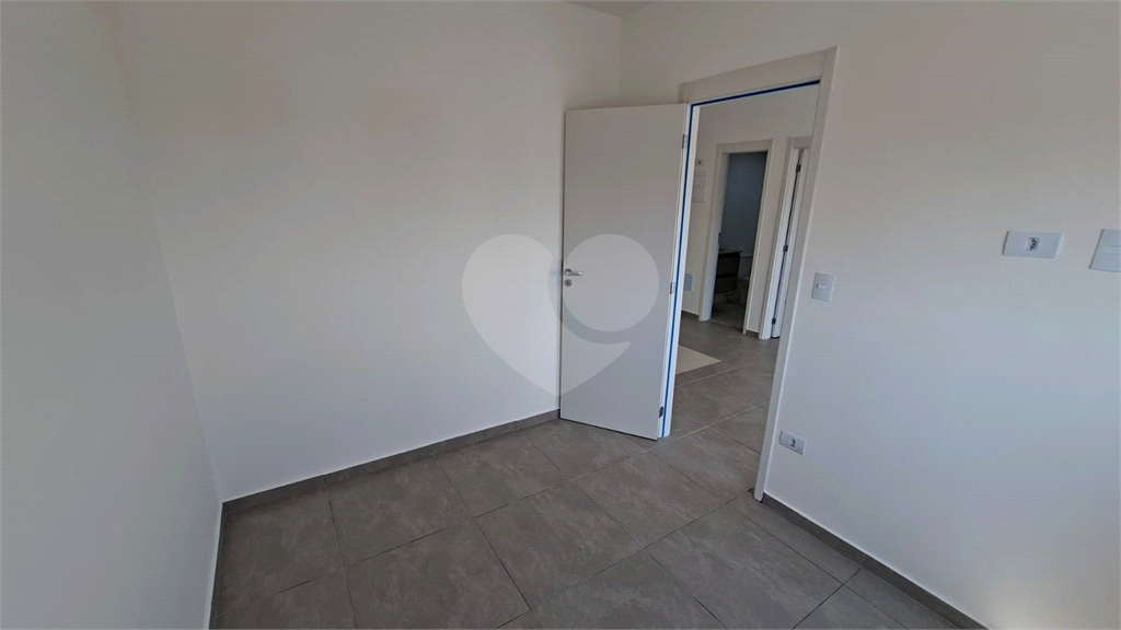 Apto locação 32 m²  2 quartos sala banheiro cozinha e área integradas