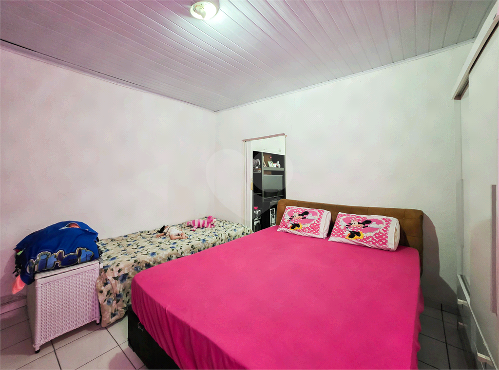 Casa - Guaianazes - 5 Quartos - 1 Vaga - Venda / Compra