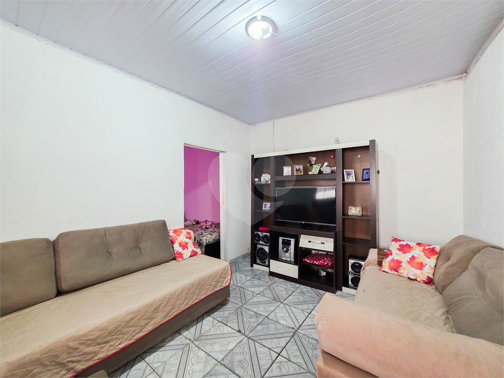 Casa - Guaianazes - 5 Quartos - 1 Vaga - Venda / Compra