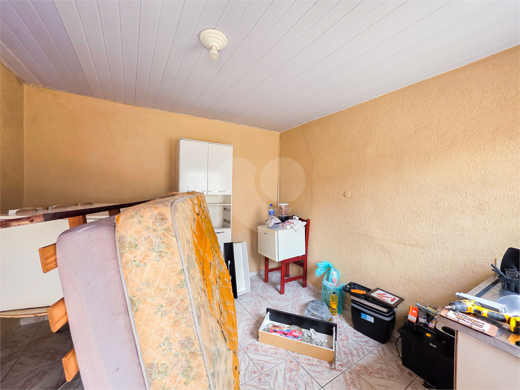 Casa - Guaianazes - 5 Quartos - 1 Vaga - Venda / Compra