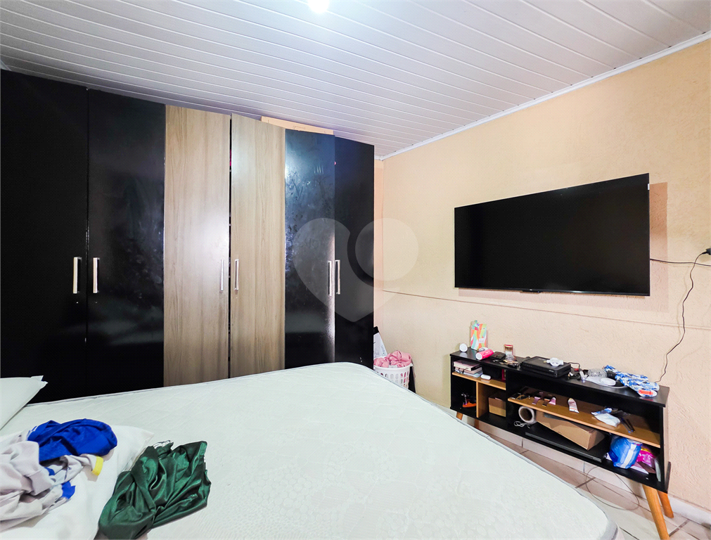 Casa - Guaianazes - 5 Quartos - 1 Vaga - Venda / Compra