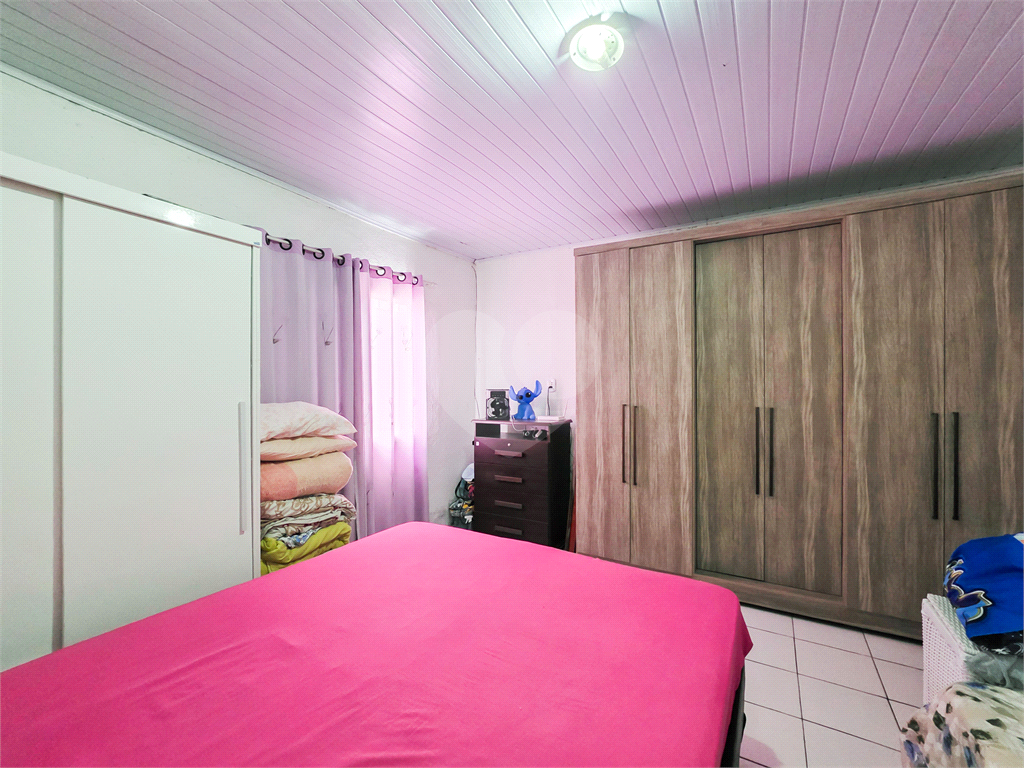 Casa - Guaianazes - 5 Quartos - 1 Vaga - Venda / Compra