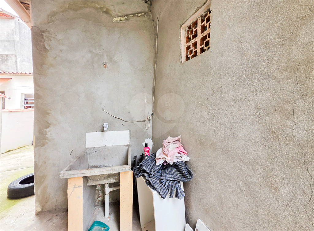 Casa - Guaianazes - 5 Quartos - 1 Vaga - Venda / Compra