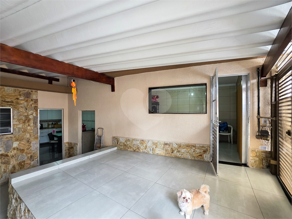 Casa - Guaianazes - 5 Quartos - 1 Vaga - Venda / Compra