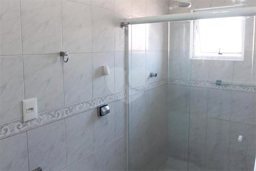 Sobrado em condomínio fechado na Vila Maria 