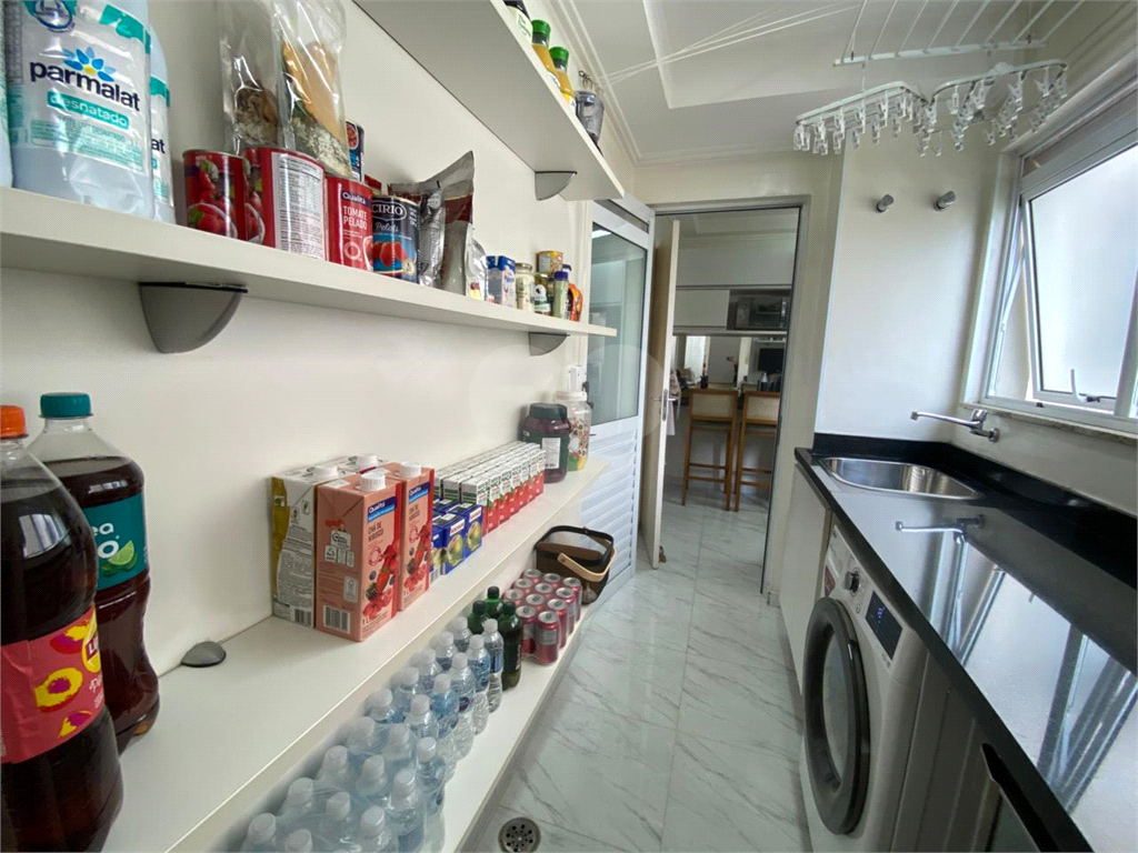 Apartamento com 3 quartos e varanda gourmet