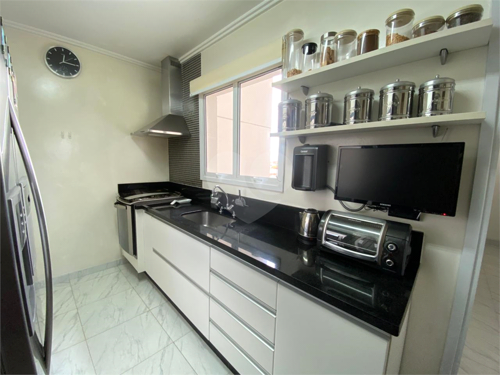 Apartamento com 3 quartos e varanda gourmet