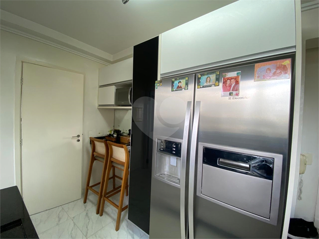 Apartamento com 3 quartos e varanda gourmet