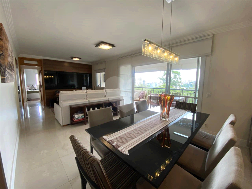 Apartamento com 3 quartos e varanda gourmet