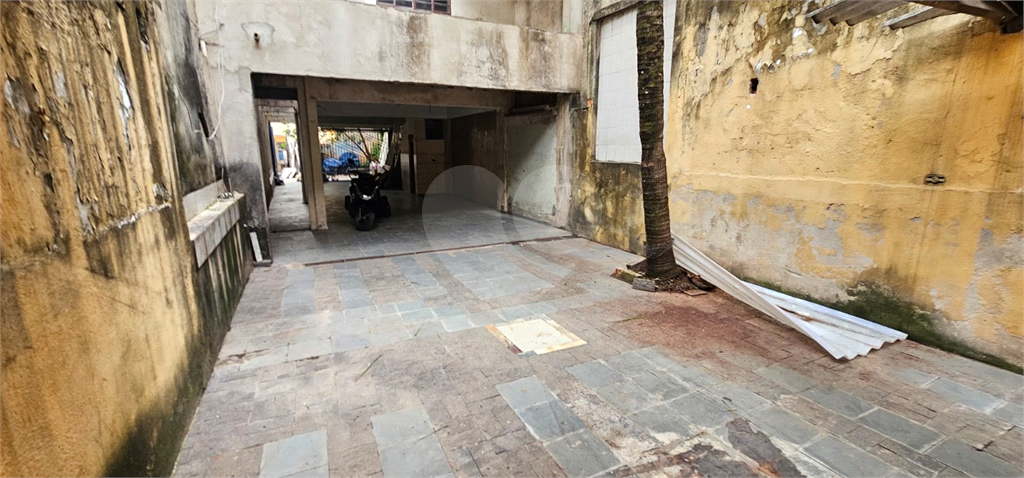 SOBRADO À VENDA E LOCAÇÃO – LAUZANE PAULISTA (RUA FECHADA COM PORTÃO)