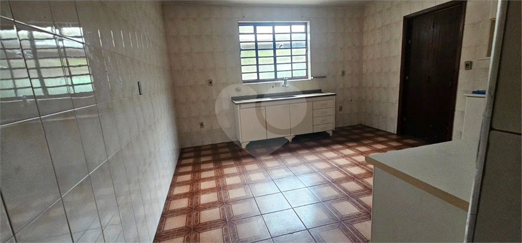 SOBRADO À VENDA E LOCAÇÃO – LAUZANE PAULISTA (RUA FECHADA COM PORTÃO)