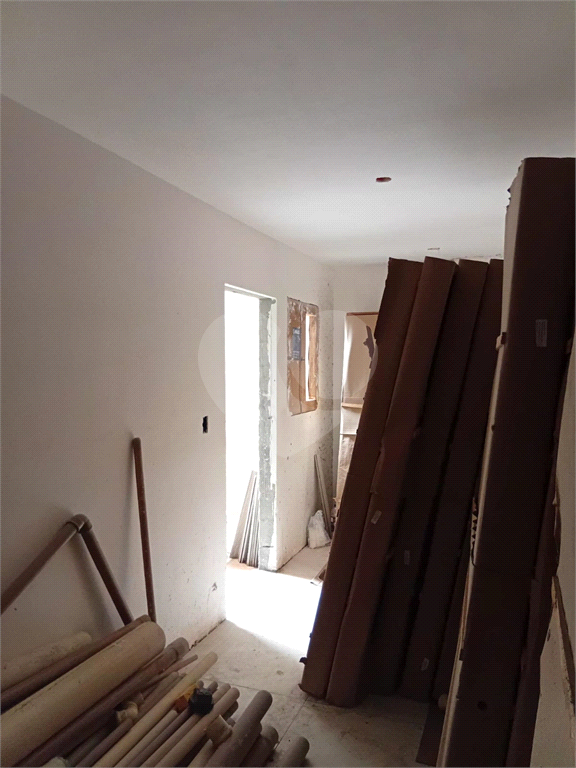 Apartamento à venda com 66 m², 3 dormitórios, quintal e 1 vaga de garagem
