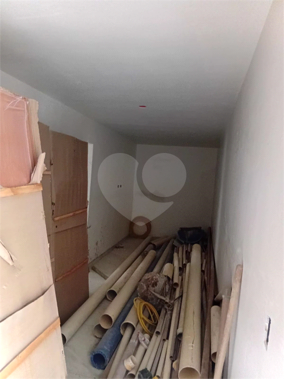 Apartamento à venda com 66 m², 3 dormitórios, quintal e 1 vaga de garagem
