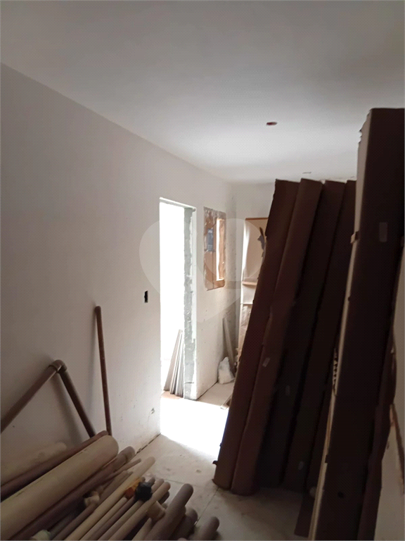 Apartamento à venda com 66 m², 3 dormitórios, quintal e 1 vaga de garagem
