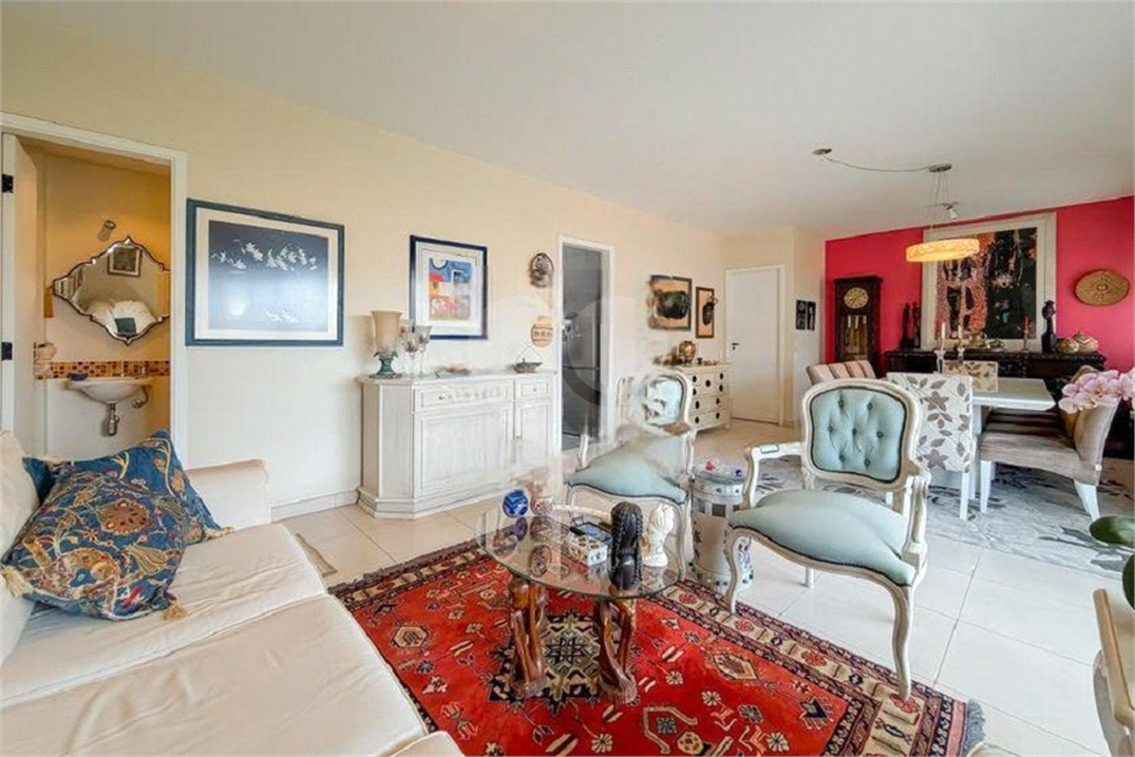 Apartamento à venda com 106m², 4 quartos e 2 vagas