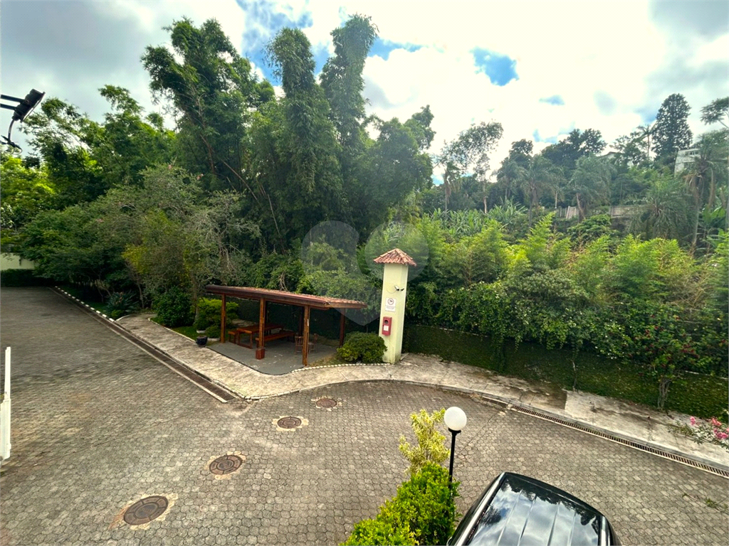 Casa de Condomínio – 142m² - 3 Dormitórios – 1 Suíte – 'Área Gourmet - Escritório - Ar Condicionado - Segurança, Natureza e Conforto 