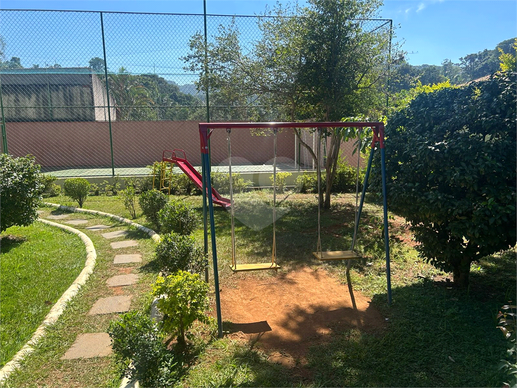 Casa de Condomínio – 142m² - 3 Dormitórios – 1 Suíte – 'Área Gourmet - Escritório - Ar Condicionado - Segurança, Natureza e Conforto 