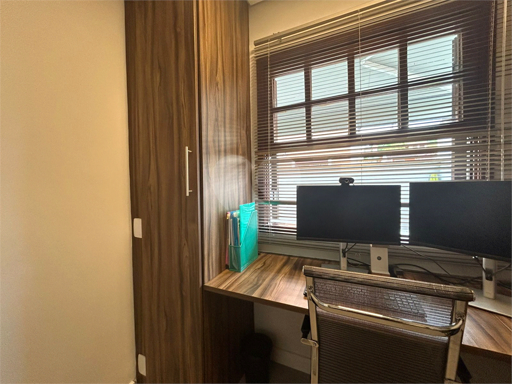 Casa de Condomínio – 142m² - 3 Dormitórios – 1 Suíte – 'Área Gourmet - Escritório - Ar Condicionado - Segurança, Natureza e Conforto 