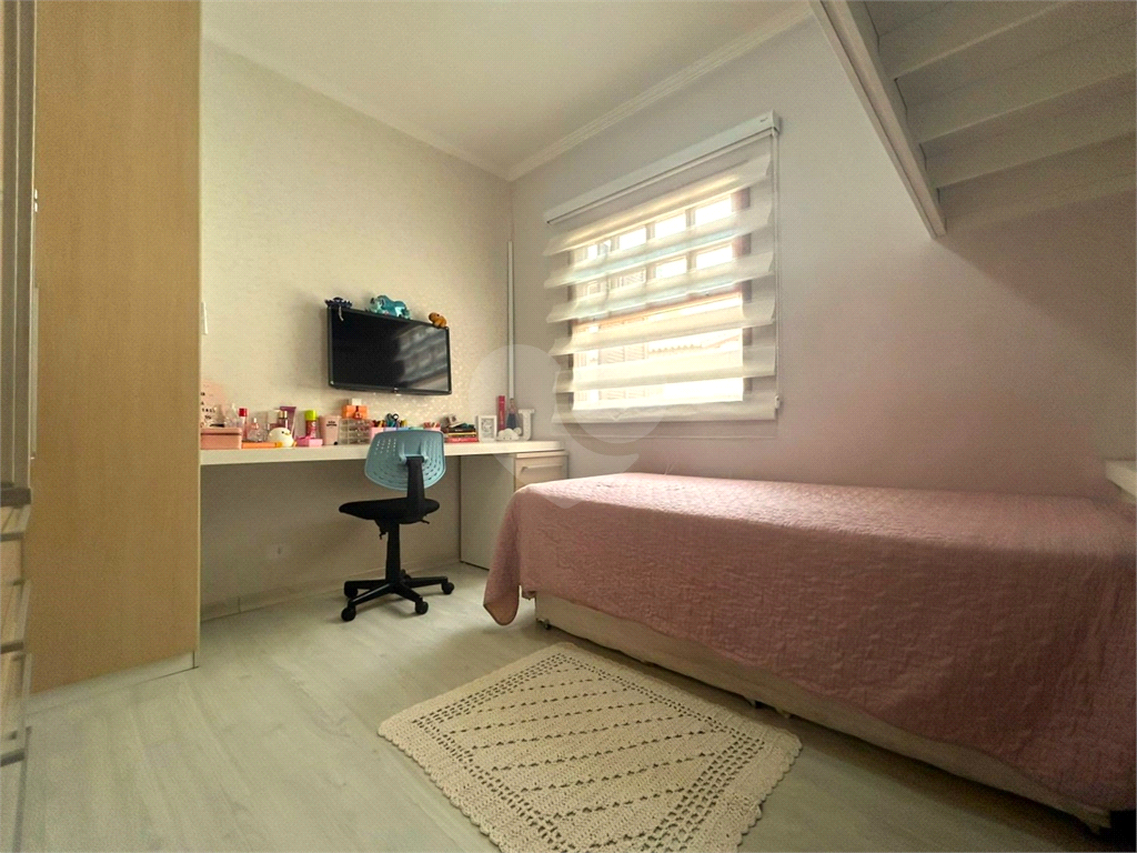 Casa de Condomínio – 142m² - 3 Dormitórios – 1 Suíte – 'Área Gourmet - Escritório - Ar Condicionado - Segurança, Natureza e Conforto 