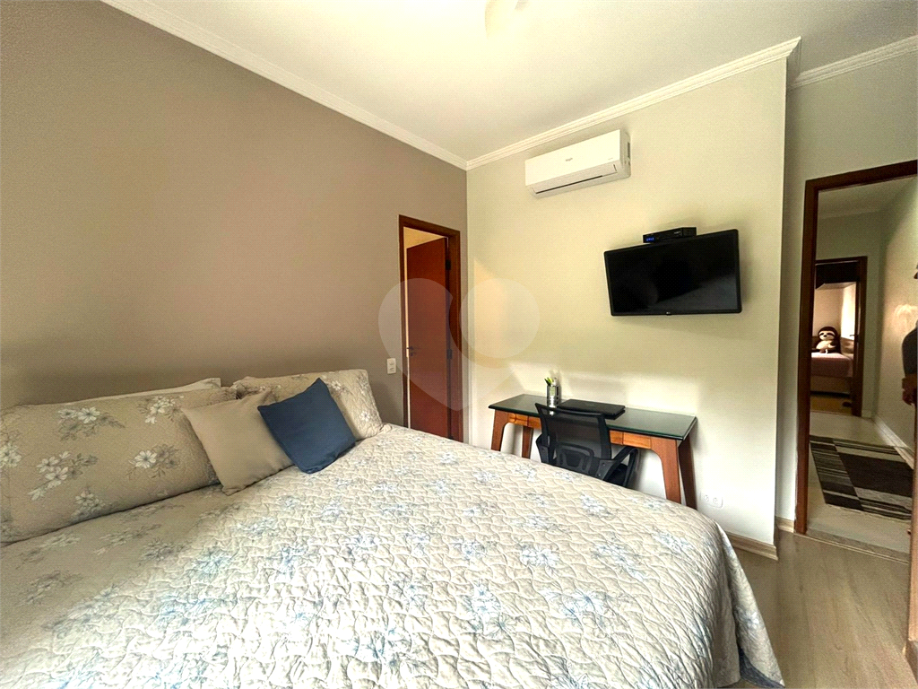 Casa de Condomínio – 142m² - 3 Dormitórios – 1 Suíte – 'Área Gourmet - Escritório - Ar Condicionado - Segurança, Natureza e Conforto 