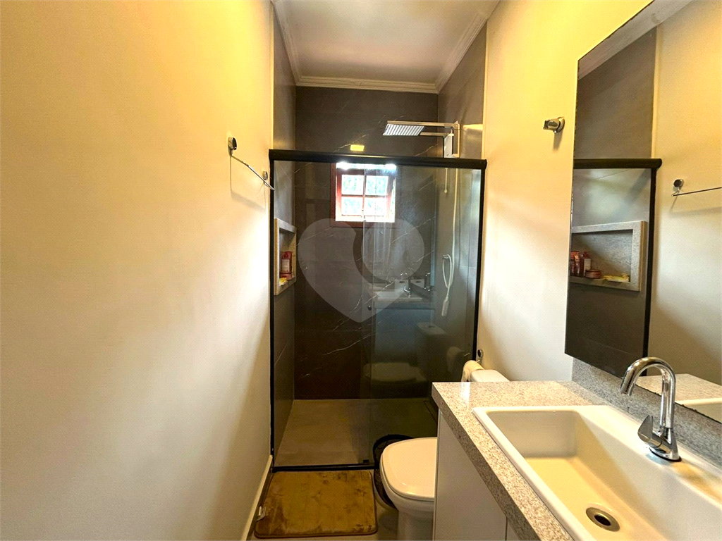 Casa de Condomínio – 142m² - 3 Dormitórios – 1 Suíte – 'Área Gourmet - Escritório - Ar Condicionado - Segurança, Natureza e Conforto 