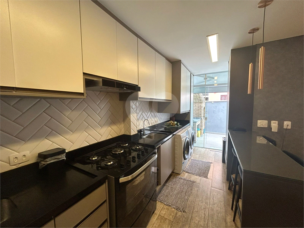 Casa de Condomínio – 142m² - 3 Dormitórios – 1 Suíte – 'Área Gourmet - Escritório - Ar Condicionado - Segurança, Natureza e Conforto 