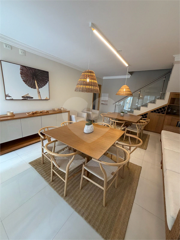 Cobertura triplex porteira fechada à venda na Santa Teresinha