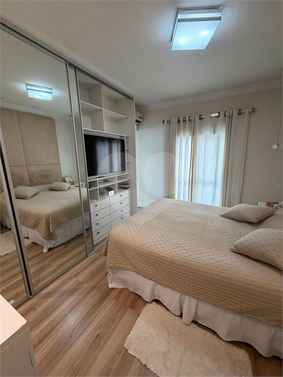 Cobertura triplex porteira fechada à venda na Santa Teresinha