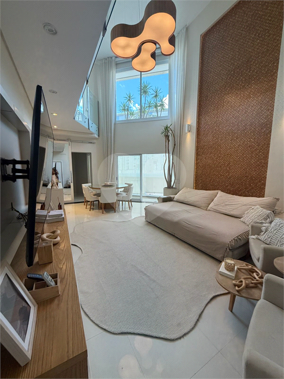 Cobertura triplex porteira fechada à venda na Santa Teresinha