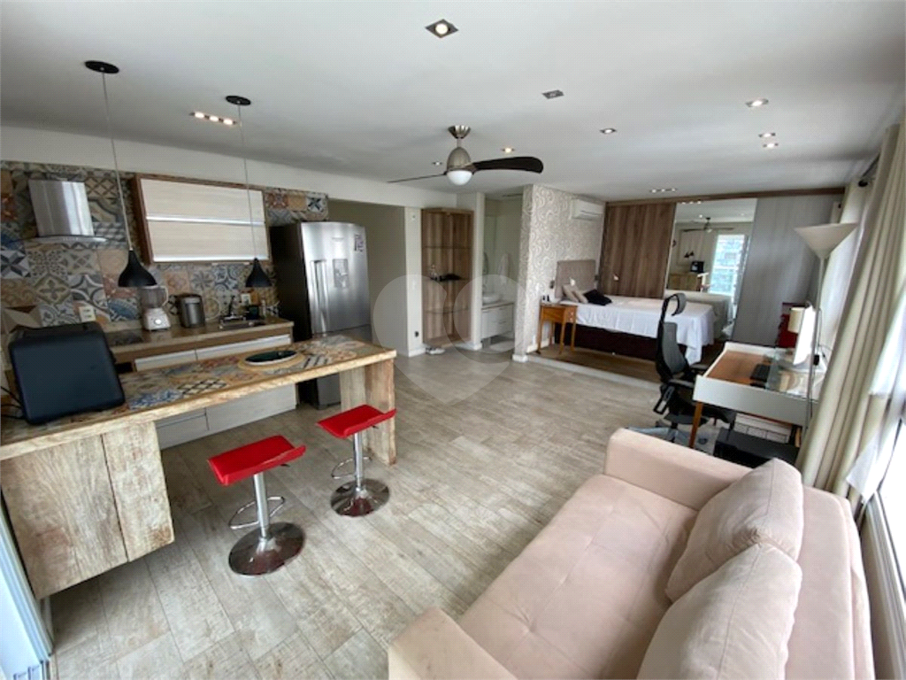 Flat mobiliado, moderno e integrado de 58m² com sacada, vaga e lazer completo em frente ao Insper – Vila Olímpia