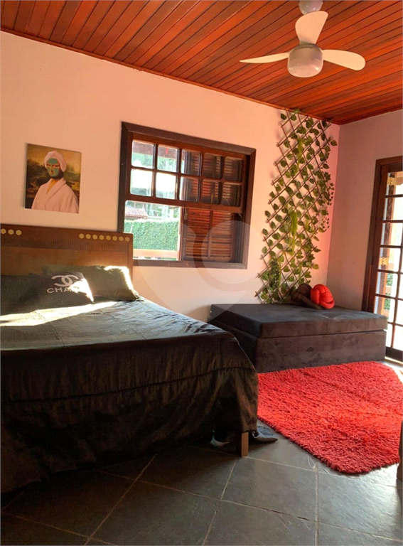 Chácara com piscina  em Mairiporã 