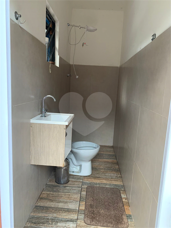 Chácara com piscina  em Mairiporã 