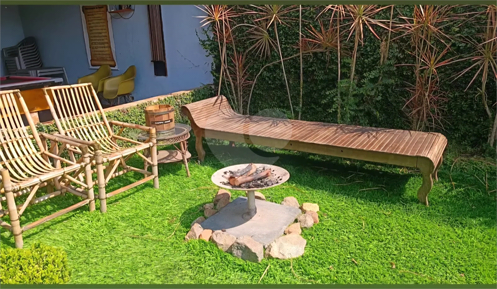 Chácara com piscina  em Mairiporã 