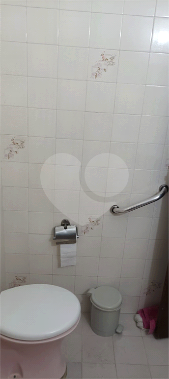 Casa ampla à venda na Parada Inglesa, a poucos minutos do metrô