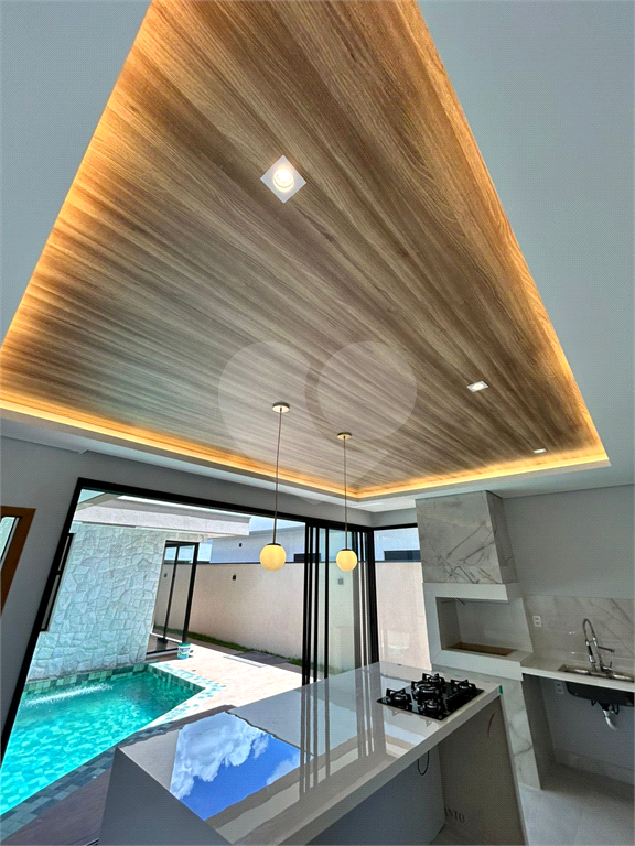 Casa à venda em condomínio fechado em Caçapava